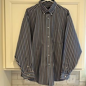 Roundtree & Yorke Men’s Dress Shirt